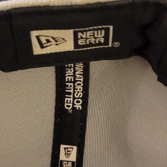 New York Yankees MLB Hat - Fitted Size 7 5/8 Cap - 59Fifty MLB Baseball Gray - Picture 8 of 10